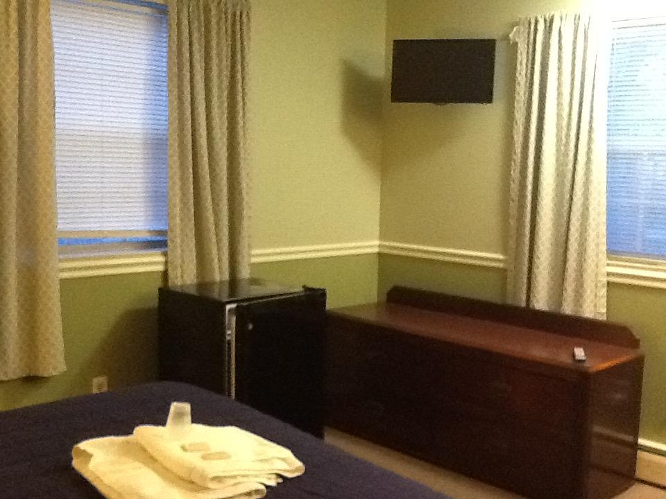 Brookside House Hotel Quincy Esterno foto